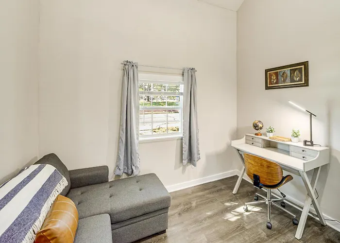Holiday home Walk To Expo Square Pavilion: Updated Home! *