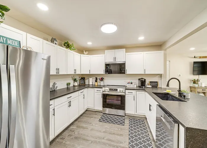 Walk To Expo Square Pavilion: Updated Home! Tulsa